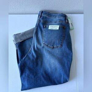 Vigoss NWT Marley Mid Rise Distressed Capris Cuffs Size 16W School Teacher Denim
